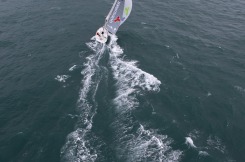 Yann Elies, skipper du Figaro Groupe Queguiner en entrainement pour la Solitaire du Figaro 2014 - Les Glenan le 25/03/2014