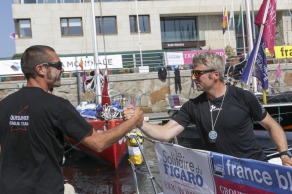 Ambiance sur les pontons avant le depart de la 2eme etape de la Solitaire du Figaro Eric Bompard cachemire entre Sanxexo (Espagne) et Concarneau - Sanxexo le 07/06/2015