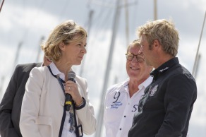 Bapteme du monocoque Imoca Groupe Queguiner-Leucemie Espoir - skipper : Yann Elies - Roscoff le 05/07/2015