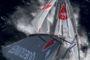 Entrainement du monocoque Imoca Groupe Queguiner-Leucemie Espoir en vue de la Transat Jacques Vabre - Skipper : Yann Elies - Co-Skipper : Charlie Dalin - Le 31/08/2015