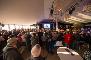 Ambiance sur les pontons du Vendee Globe 2016 avant le depart - Yann Elies, skipper de l Imoca Queguiner-Leucemie Espoir - Les Sables d'Olonne le 02/11/2016