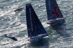 Yann Elies, skipper de l Imoca Queguiner-Leucemie Espoir lors du depart du Vendee Globe 2016 - Les Sables d'Olonne le 06/11/2016