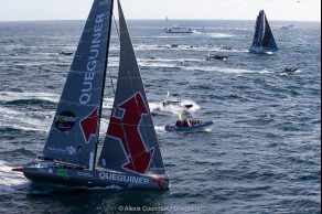 Yann Elies, skipper de l Imoca Queguiner-Leucemie Espoir lors du depart du Vendee Globe 2016 - Les Sables d'Olonne le 06/11/2016