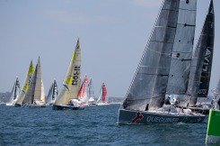 Yann Elies, skipper du Figaro Queguiner-Leucemie Espoir lors du depart de la Solo Concarneau 2017 - le 06/04/2017