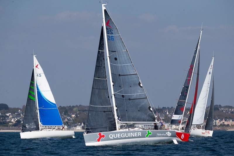 Yann Elies, skipper du Figaro Queguiner-Leucemie Espoir lors du depart de la Solo Concarneau 2017 - le 06/04/2017