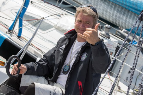 Yann Elies, skipper du Figaro Queguiner-Leucemie Espoir lors du depart de la Solo Concarneau 2017 - le 06/04/2017