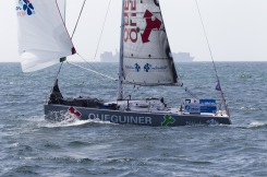 Yann Elies (Queguiner-Leucemie Espoir) lors de la 4eme etape de la Solitaire Urgo Le Figaro entre Concarneau et Dieppe - le 22/06/2017