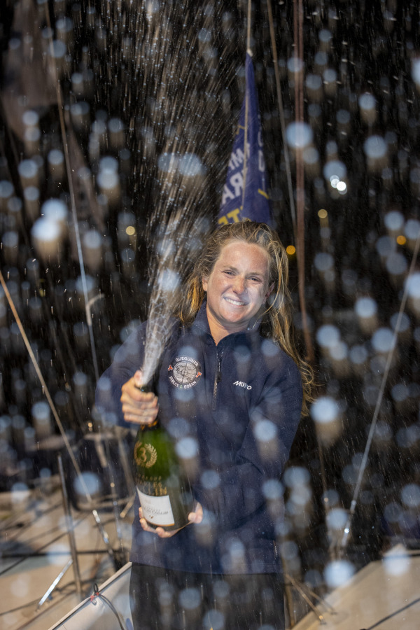 Elodie Bonafous a bord du Figaro Queguiner-La Vie en Rose 3e de l'Etape 3 de la Solitaire du Figaro